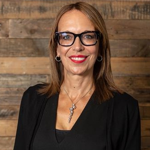 Anne Buckingham, Co-Founder & Chief Commercial Officer at Amplify EV, speaking at Powered Up 2027